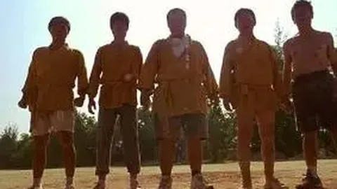 陈奕迅深情献唱《陪你度过漫长岁月》再现忘词瞬间