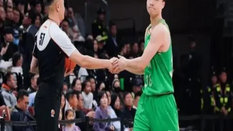 大乐透期号专家质合分析推荐：老鹰尼克斯对决前瞻